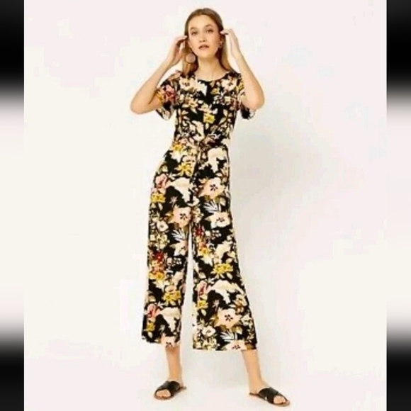 WAREHOUSE HIBISCUS TIE FRONT FLORAL CROPPED LEG JUMPSUIT SUMMER LOOK US 6 BOHO - Picture 1 of 14